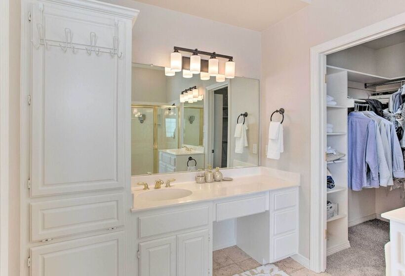 Elegant Plano Home W/ Private Outdoor Pool!