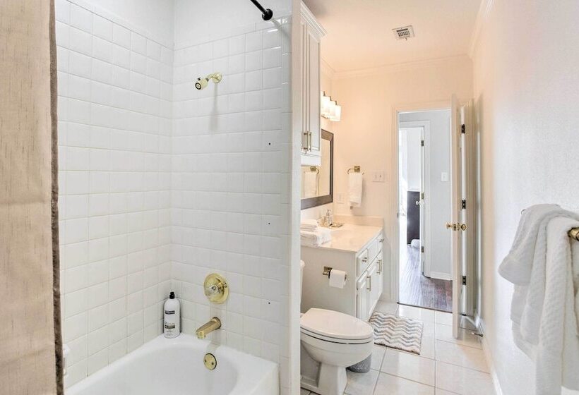 Elegant Plano Home W/ Private Outdoor Pool!