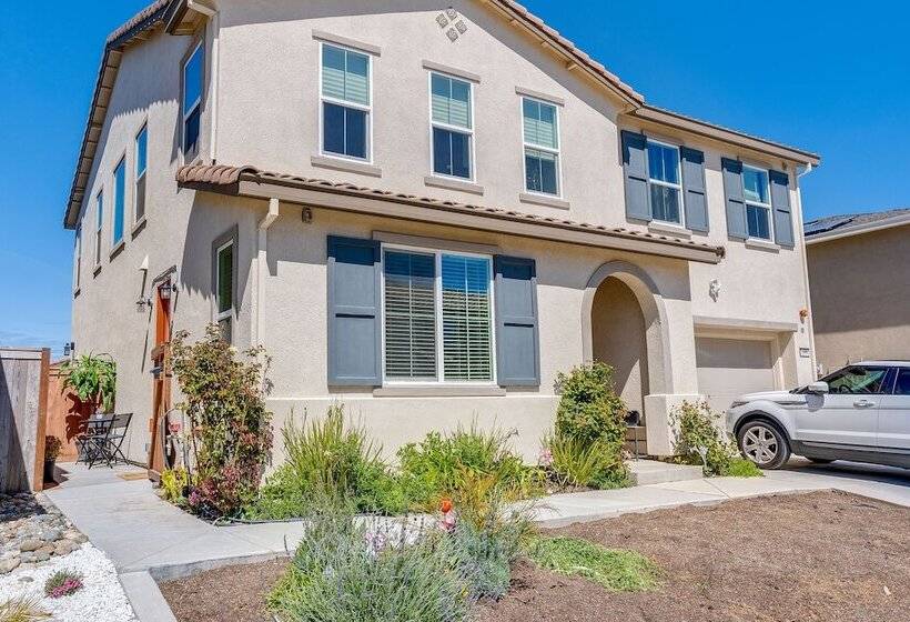 Elk Grove Studio W/ Private Patio: Walk To Casino!