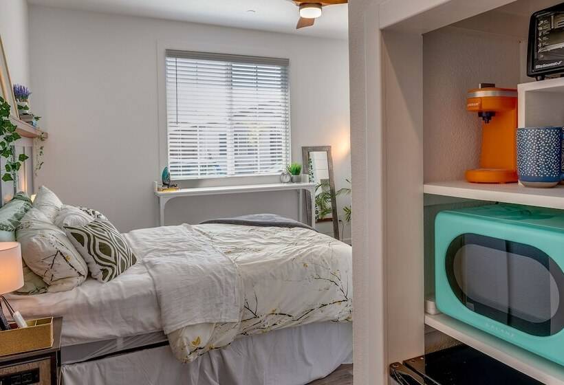 Elk Grove Studio W/ Private Patio: Walk To Casino!