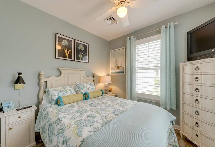 Endless Summer Beach Escape 1 Mi To Moody Beach