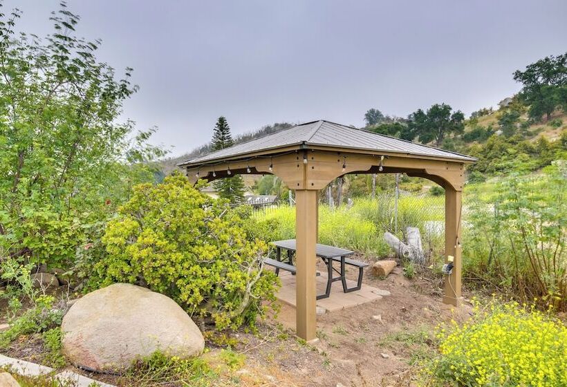 Escondido Hilltop Home W/ Deck & Views!