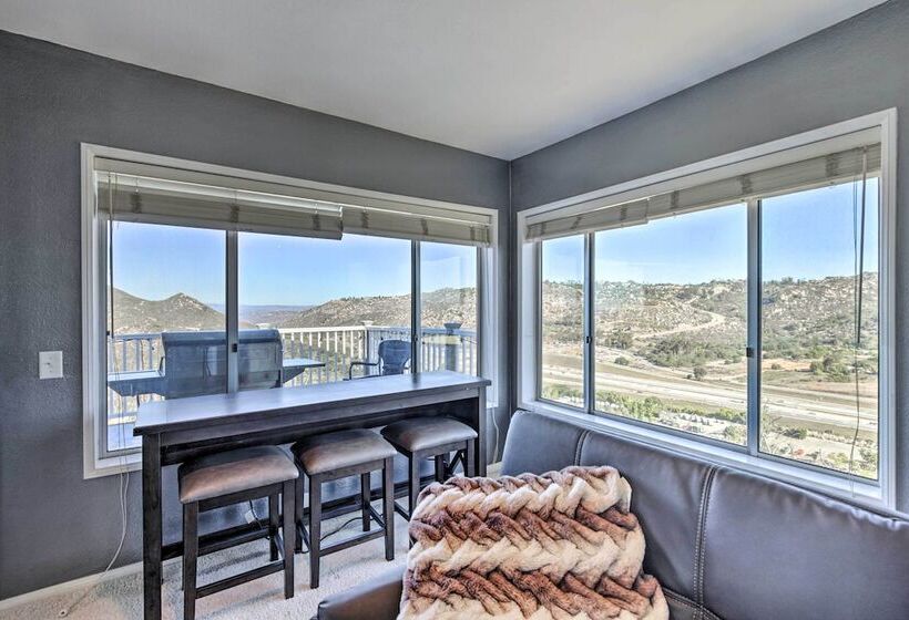Escondido Hilltop Home W/ Deck & Views!