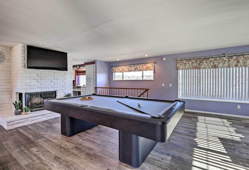 Escondido Hilltop Home W/ Deck & Views!