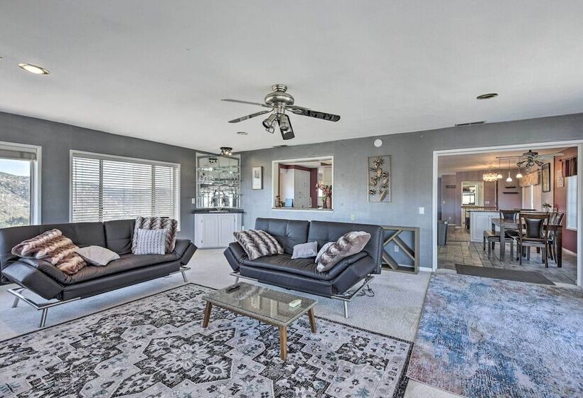 Escondido Hilltop Home W/ Deck & Views!