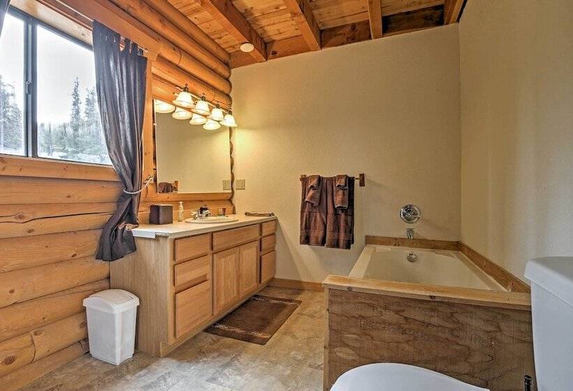 Expansive Alma Cabin W/ Hot Tub & Mountain Views!