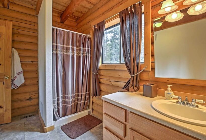 Expansive Alma Cabin W/ Hot Tub & Mountain Views!