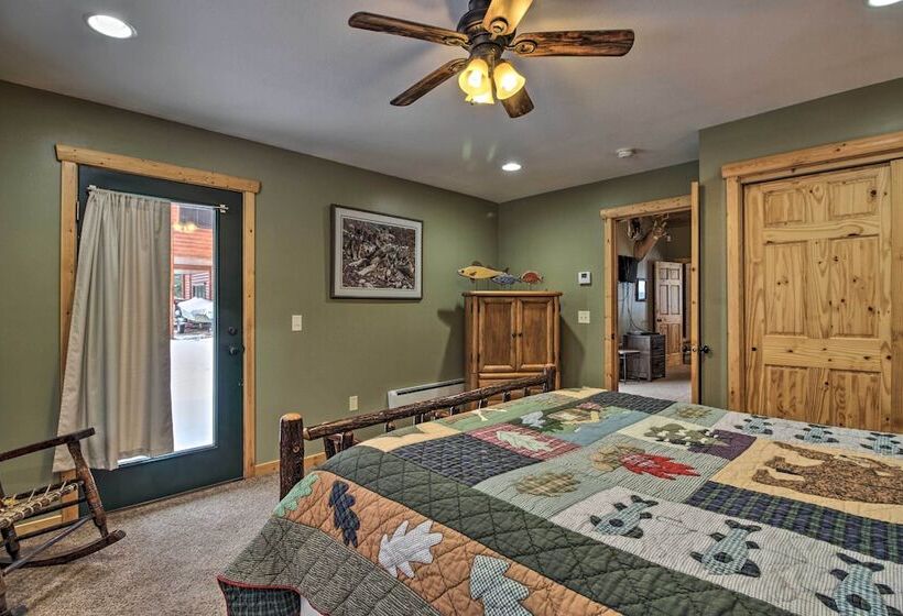 Expansive Ruth Lake Home W/ Dock, Fire Pit & Beach