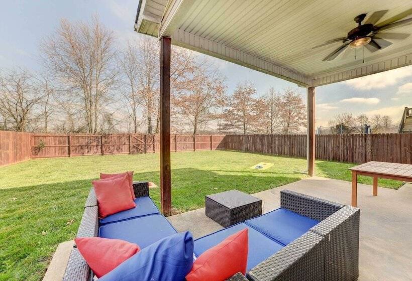 Family Friendly Clarksville Vacation Rental!
