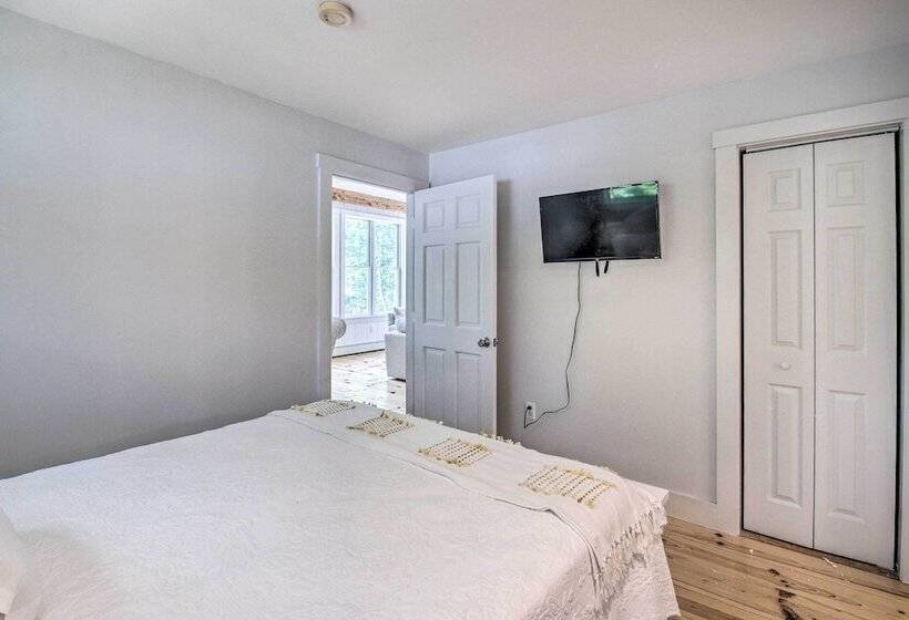 Family Friendly Greenwood Home W/ Lake Access