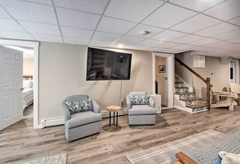 Family Friendly Greenwood Home W/ Lake Access