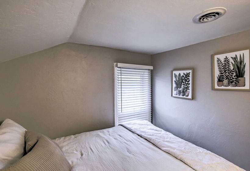 Family Friendly House: Walk To Lake Michigan!