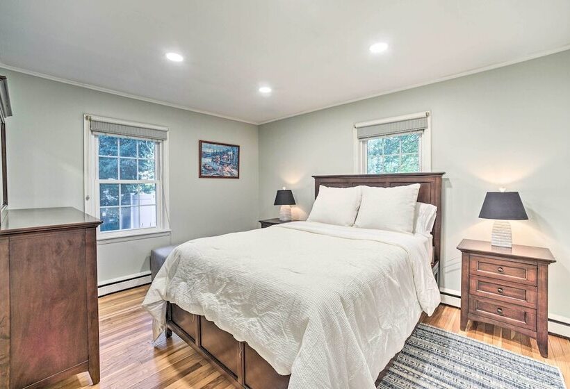 Family Friendly Retreat W/ Hot Tub: 1 Mi To Dtwn
