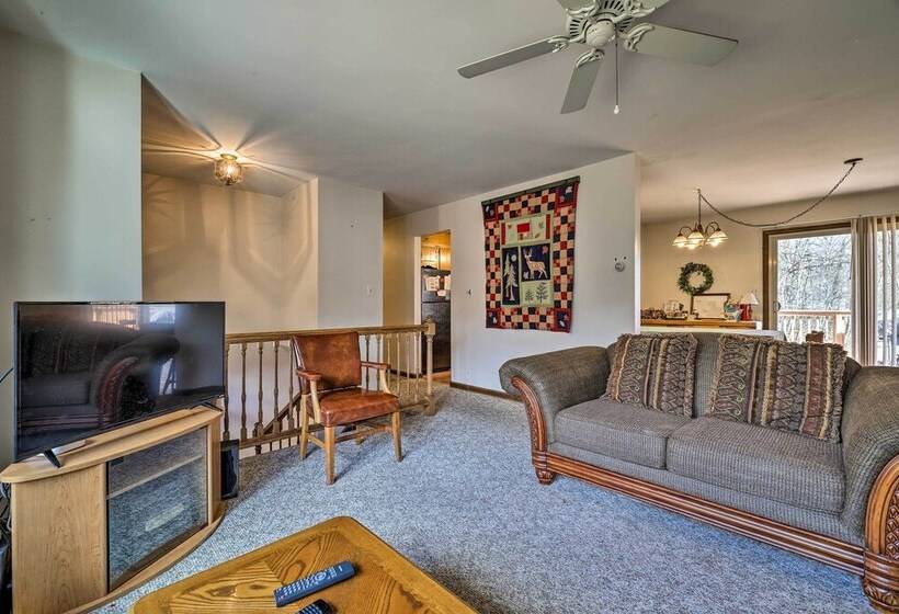 Family Friendly Albrightsville Home W/ Game Room!