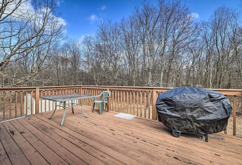 Family Friendly Albrightsville Home W/ Game Room!