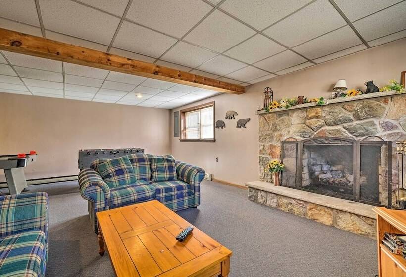 Family Friendly Albrightsville Home W/ Game Room!