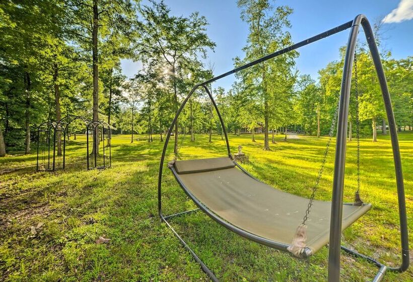 Family Leatherwood Resort Cabin W/ Fire Pit!