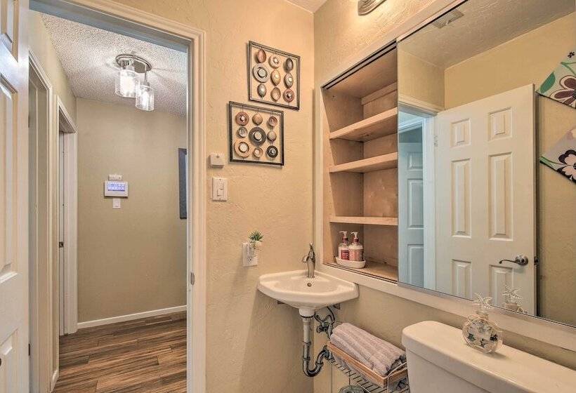 Family Retreat ~ 1 Mi To Hill Country Mile!