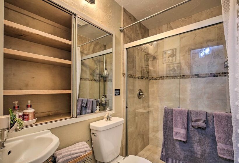 Family Retreat ~ 1 Mi To Hill Country Mile!