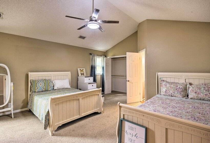 Family Retreat ~ 1 Mi To Hill Country Mile!