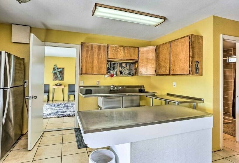 Family Friendly Coarsegold Guest House W/ Yard!