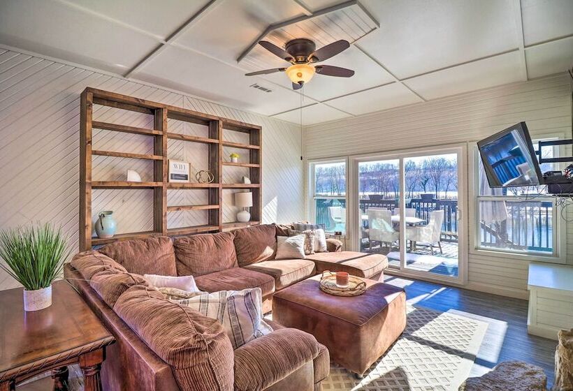 Fish House  W/ Deck, Fire Pit & River Views