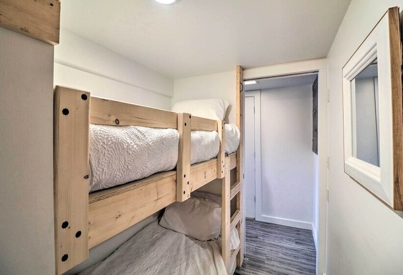 Fish House  W/ Deck, Fire Pit & River Views