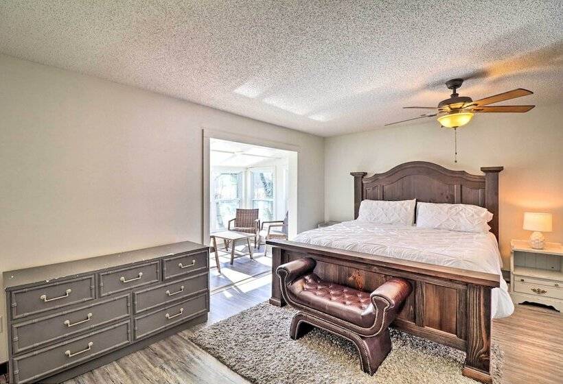 Fish House  W/ Deck, Fire Pit & River Views