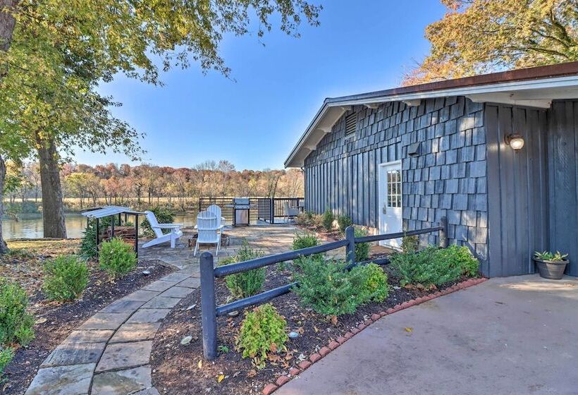Fish House  W/ Deck, Fire Pit & River Views