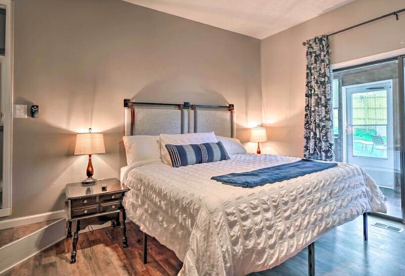 Gatlinburg Cabin W/ Indoor Hot Tub & Game Room!