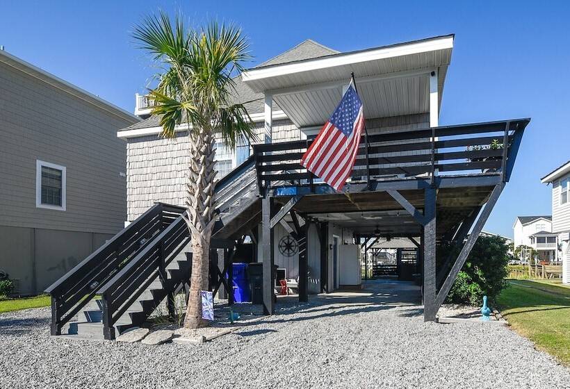 Gorgeous Oib Escape W/ Dock & Canal View!