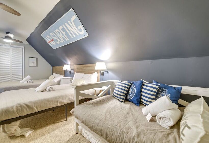 Gorgeous Oib Escape W/ Dock & Canal View!