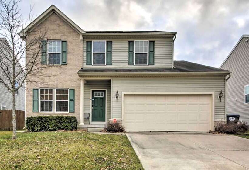 Greenwood Home ~15 Mi To Indianapolis!