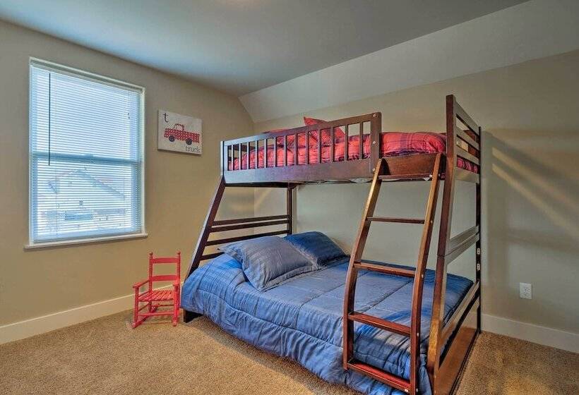 30 Mi To Crested Butte: Dog Friendly Home By River