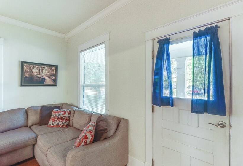 Harrison Family Home W/ Grill   Near Downtown!