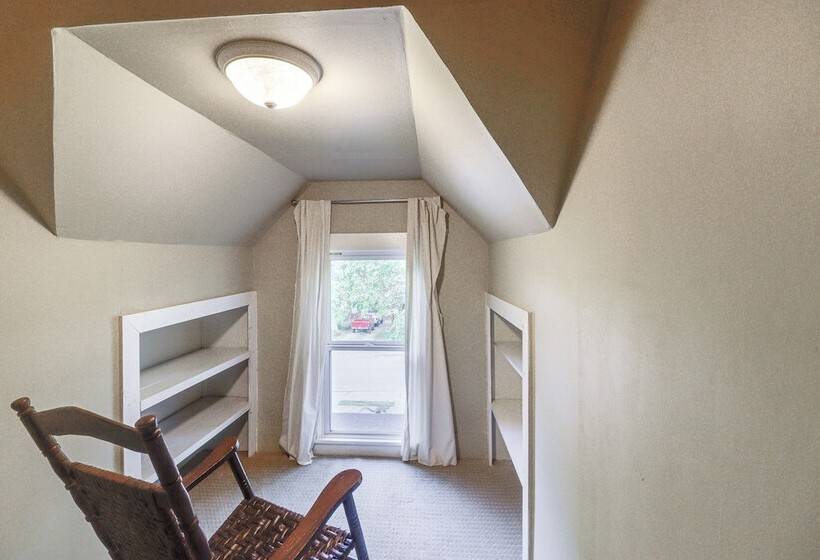 Harrison Family Home W/ Grill   Near Downtown!