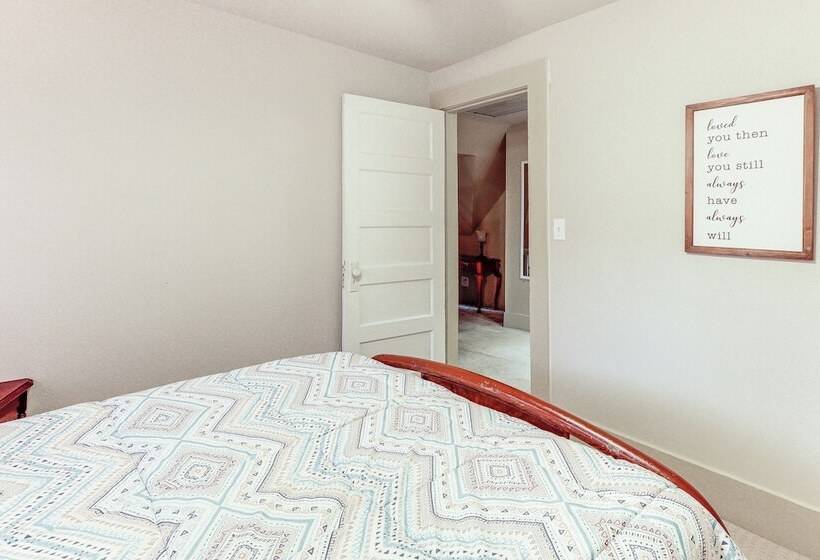 Harrison Family Home W/ Grill   Near Downtown!