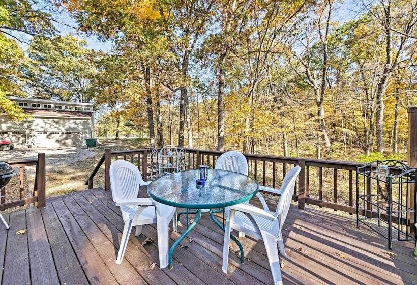 Haven In The Woods W/ 150 Acres, 2 Ponds