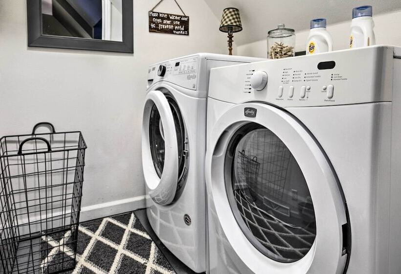 The Minocqua Blue House  W/ Private Beach & Pier