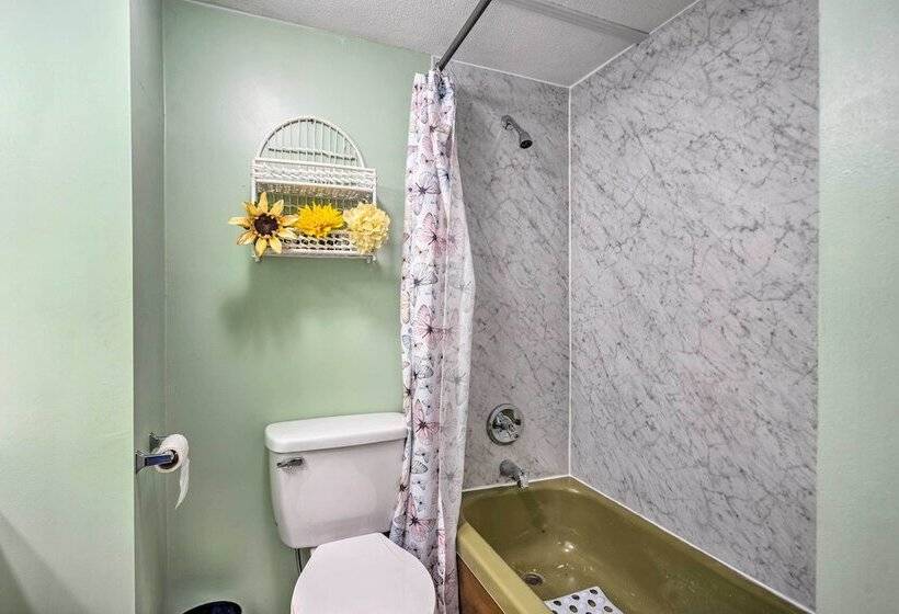 Heathsville Home W/ Sunroom < 10 Mi To Beach!