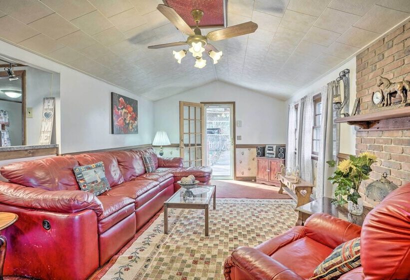 Heathsville Home W/ Sunroom < 10 Mi To Beach!