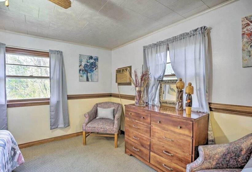 Heathsville Home W/ Sunroom < 10 Mi To Beach!