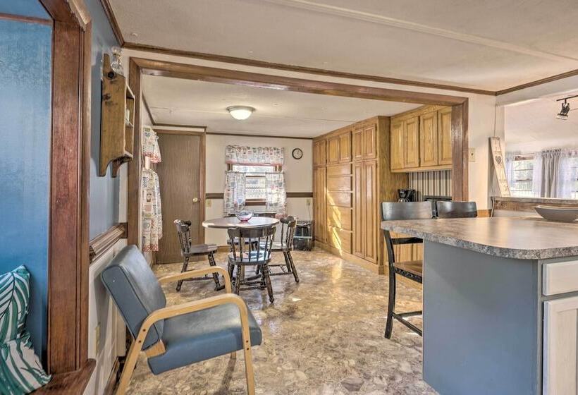 Heathsville Home W/ Sunroom < 10 Mi To Beach!