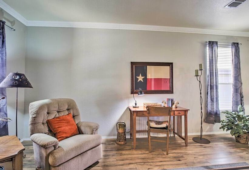 Hill Country Hideaway W/ Game Room & Patio!