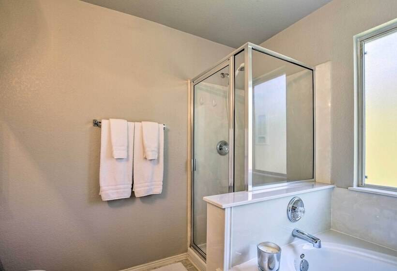 Hill Country Hideaway W/ Game Room & Patio!