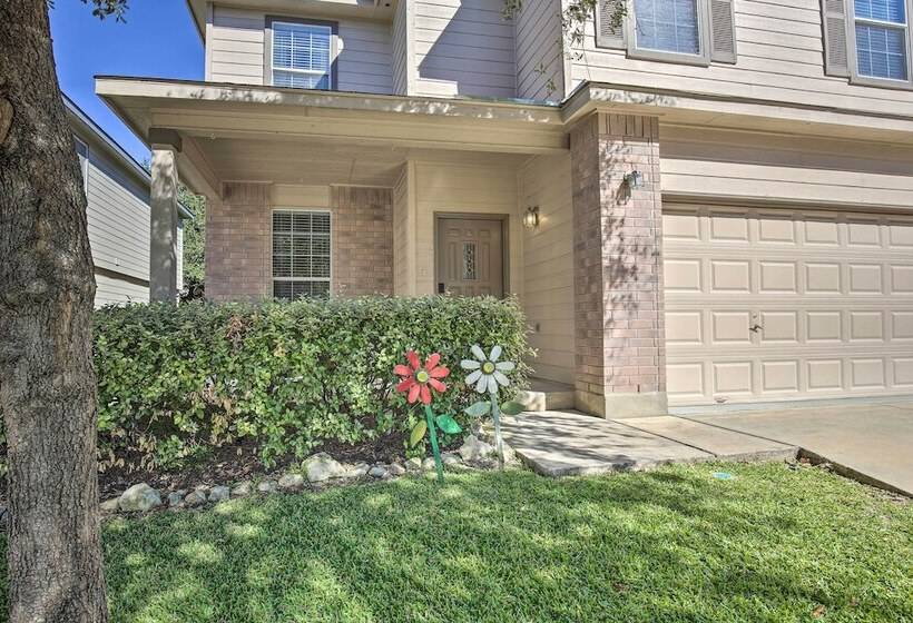 Hill Country Hideaway W/ Game Room & Patio!