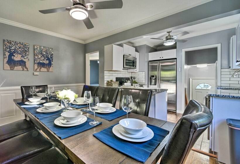 Historic Dearborn Home: 13 Mi To Downtown Detroit!