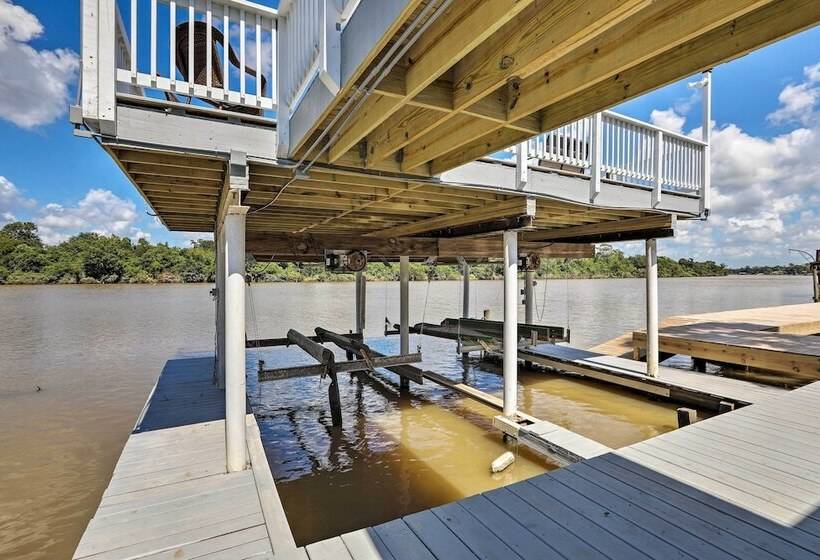 Home On San Jacinto River W/ Pool, Dock & Deck!