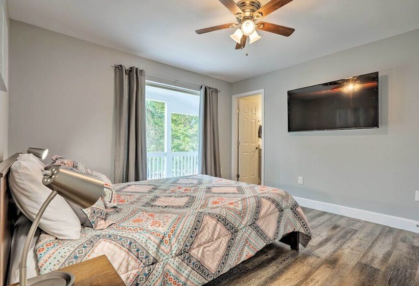 Home On San Jacinto River W/ Pool, Dock & Deck!