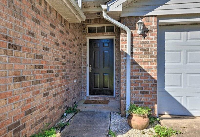 Orange Beach Home W/ Hot Tub < 2 Mi To The Wharf